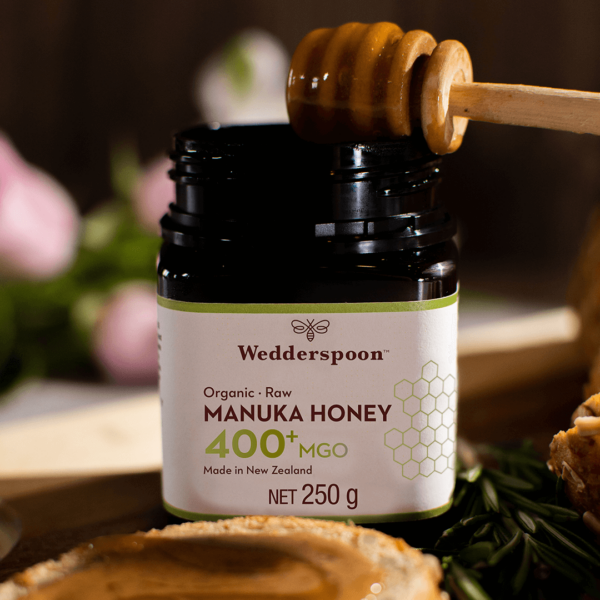 Ekološki in surovi manuka med Wedderspoon 400+ MGO