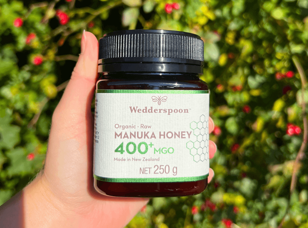 Wedderspoon Organic Raw Manuka Honey 400 MGO Outside