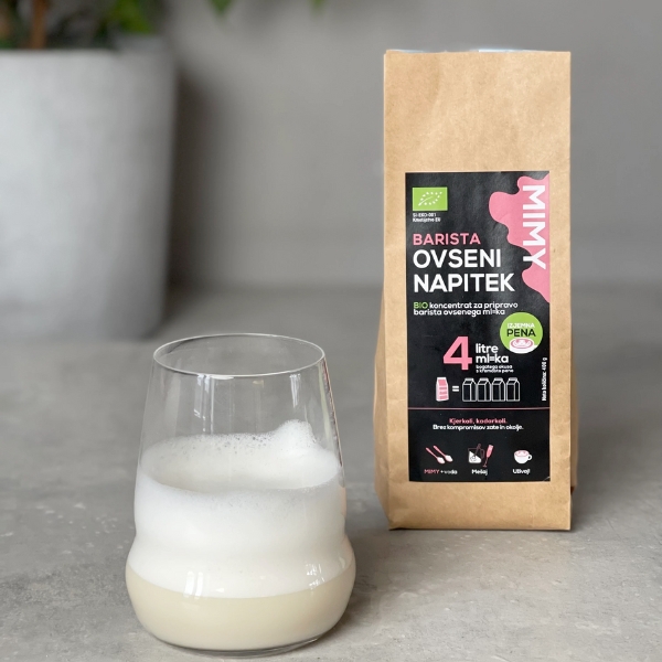 mimy barista ovseni napitek v kozarcu